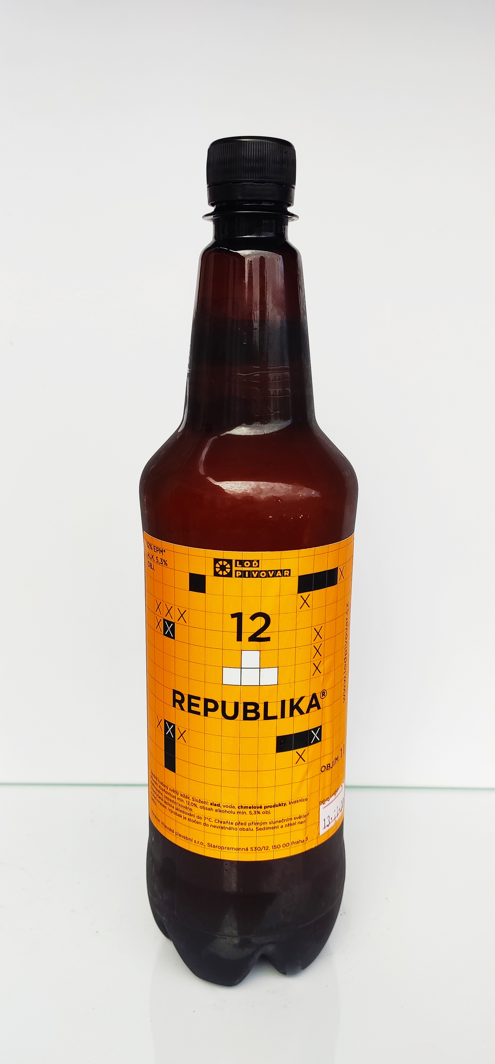 Loď Republika 12°