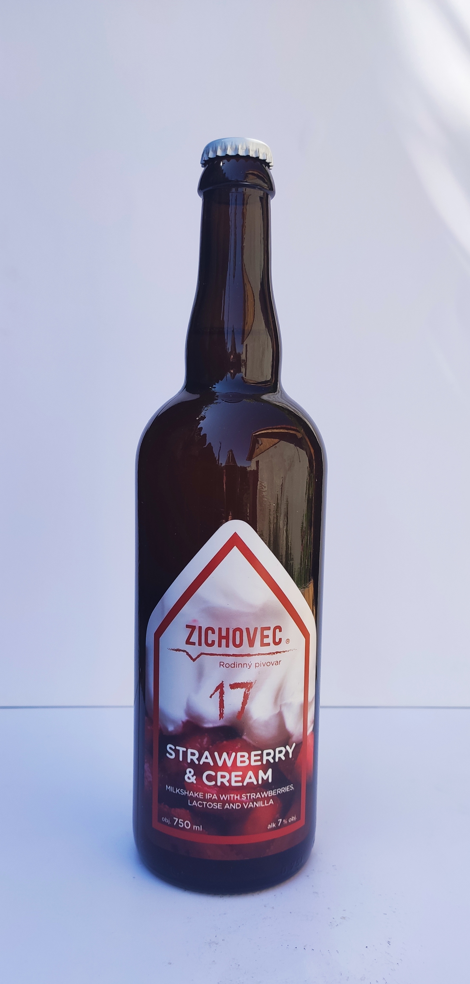 Zichovec Strawberry Cream 17°